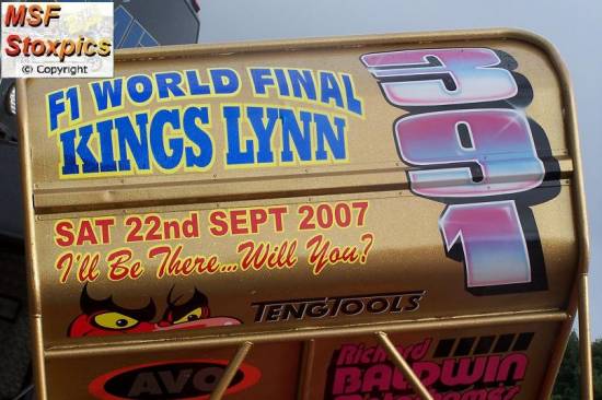 Kings Lynn advert on the 391 wing

