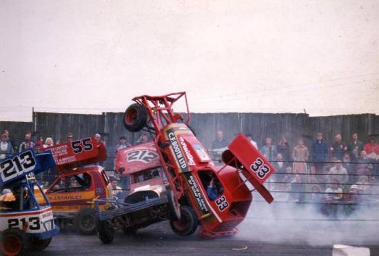 Falding climbs Wainman in Top Gear Trophy Race
Keywords: Mike Greenwood Pic