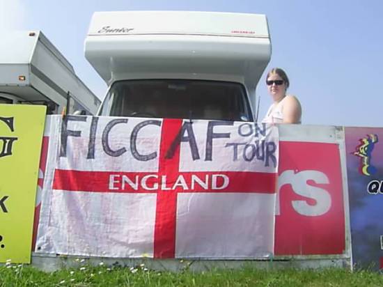 Knockhill 11.6- F1CCAF flag flying in scotland with my lovely girlfriend
