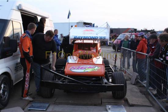85 Iain Holden on the scales
