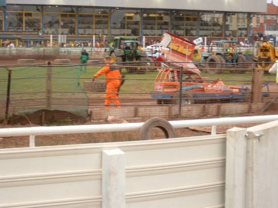 CHISUMS ROUNDUP
FRANK SENIOR MAKES IT AFTER A LONG DAY TO KINGS LYNN AND BACK TO BELLE VUE
