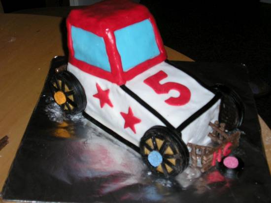 Stock car cake!
Harrys birthday cake
