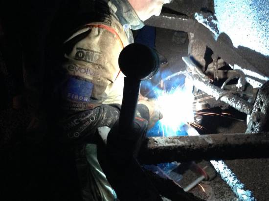 515, welding the axle up
