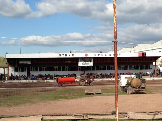 The main stand (and a rusty lamp post)
