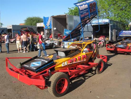 The very smart 22 shale car
