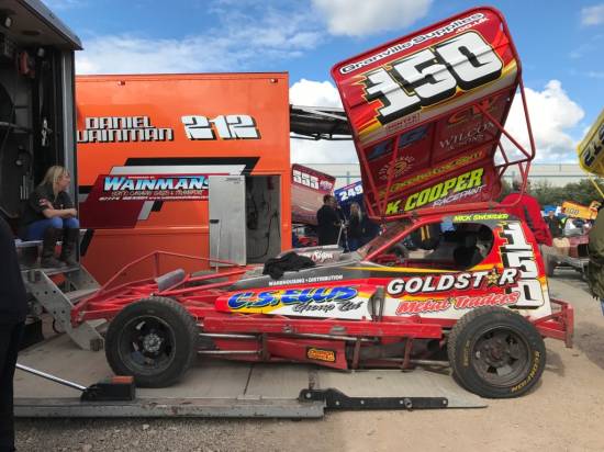 150, Mick used his shale car with a borrowed Newson engine
