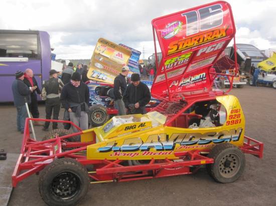 16, very smart new shale car, debuted at Cov
