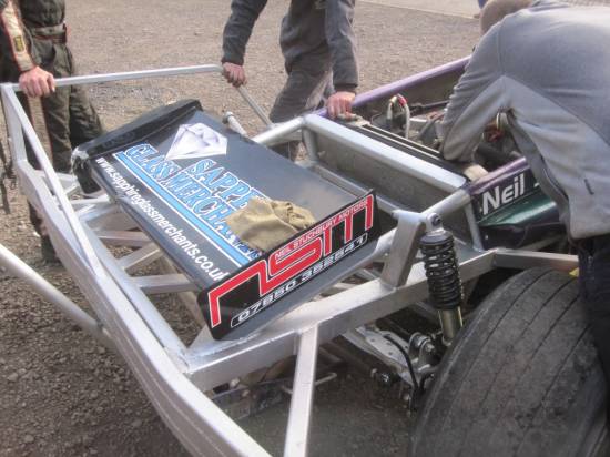 259, the old front wing of the British Championship car brought some good luck!
