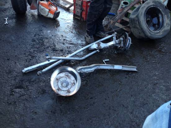 280, the ruined axle removed
