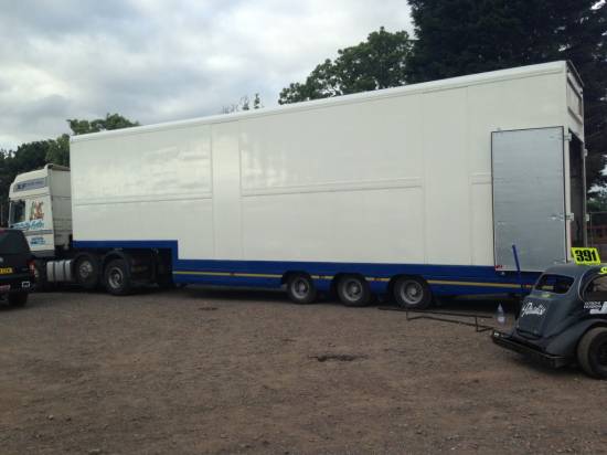 91, a new lorry / transporter for team Smith
