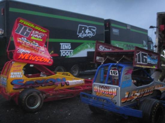 16, used the yellow shale car
