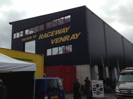 Day 2 at Raceway Venray and it's F1 Gold Cup day.
