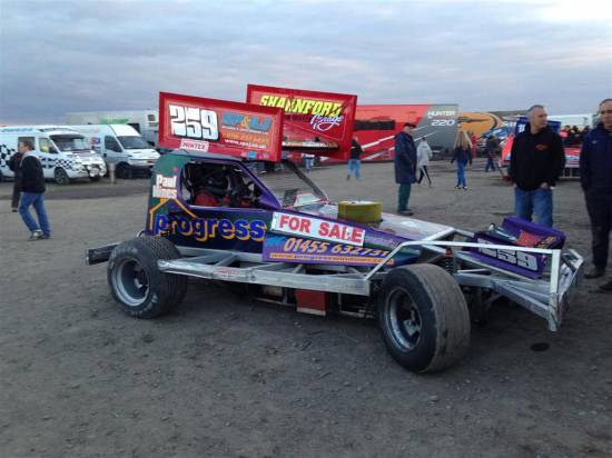 259, Paul using the old tar chassis whilst the new one is being finished
