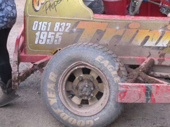 422, wheel and possiby axle damage?
