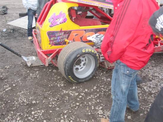 1, damage to rear wheel and shocker
