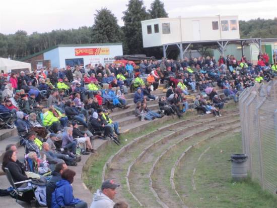 Good crowd for the 500 and F1's annual trip to Ipswich.

