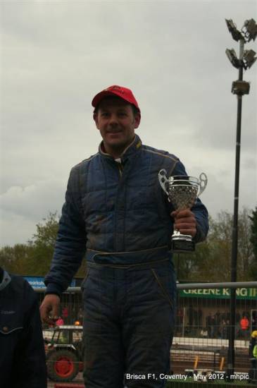 Shenty on the Podium for his win in the W&Y race
