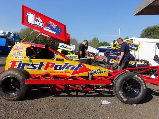 William Humphries NZ1 had the use of the 422 car. He is a member of the Palmerston North Panthers and it's his first time racing in the UK.  
