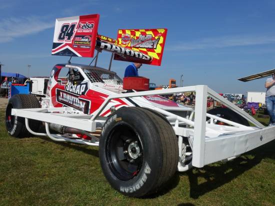 84 - In the sprint car colours
