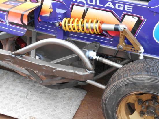 Trying a different suspension set up on the 55 car
