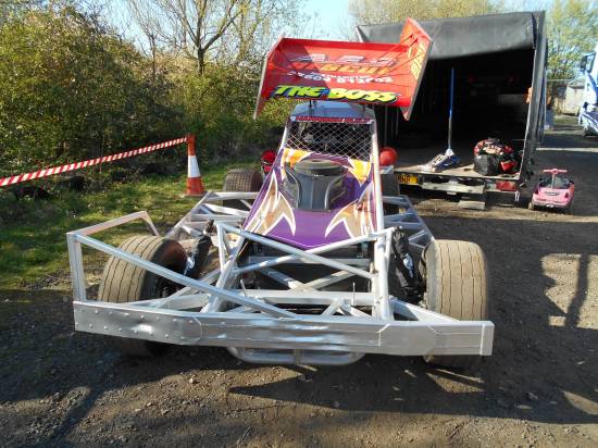 A front wingless 197
