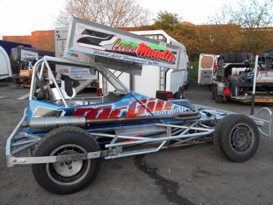 Gordon Moodie back on tar after his shale outings  
