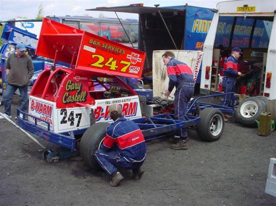 247 Gary Castell
Working on the car before the Arena Essex meeting starts
Keywords: Arena Essex Castell pits